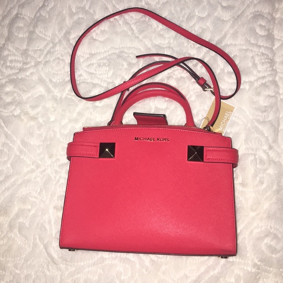 NWT Michael Kors “Karla” crossbody bag in sangria - Picture 2 of 8